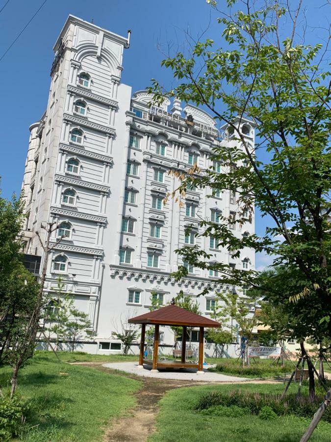Hotel Palace Pchohang Exteriér fotografie